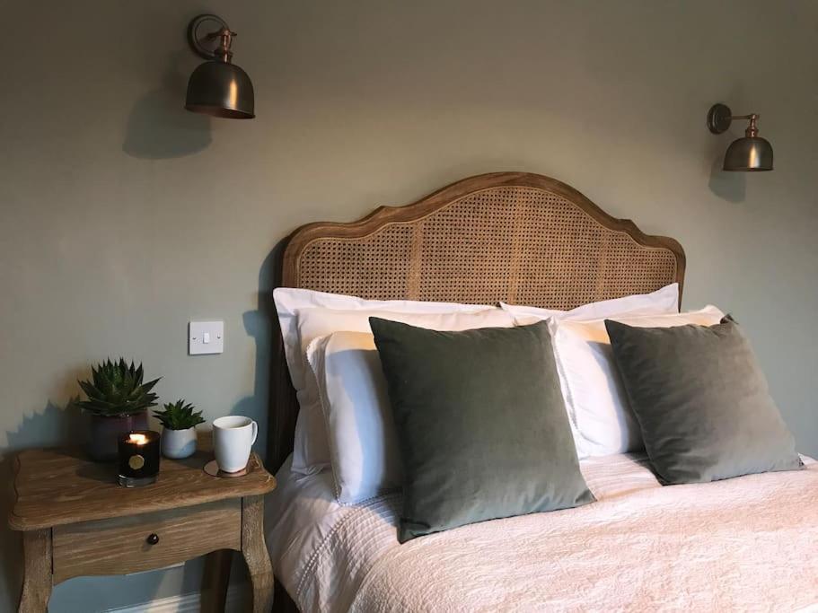 Lovely Quiet Cottage Sleeps 4 Adults, 4 Children, Dog Friendly Cley next the Sea Eksteriør billede