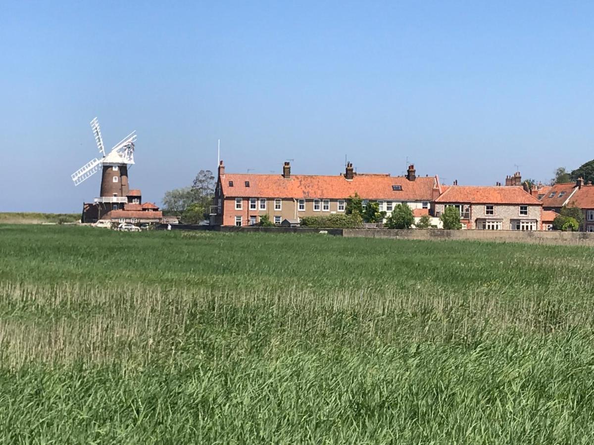 Lovely Quiet Cottage Sleeps 4 Adults, 4 Children, Dog Friendly Cley next the Sea Eksteriør billede