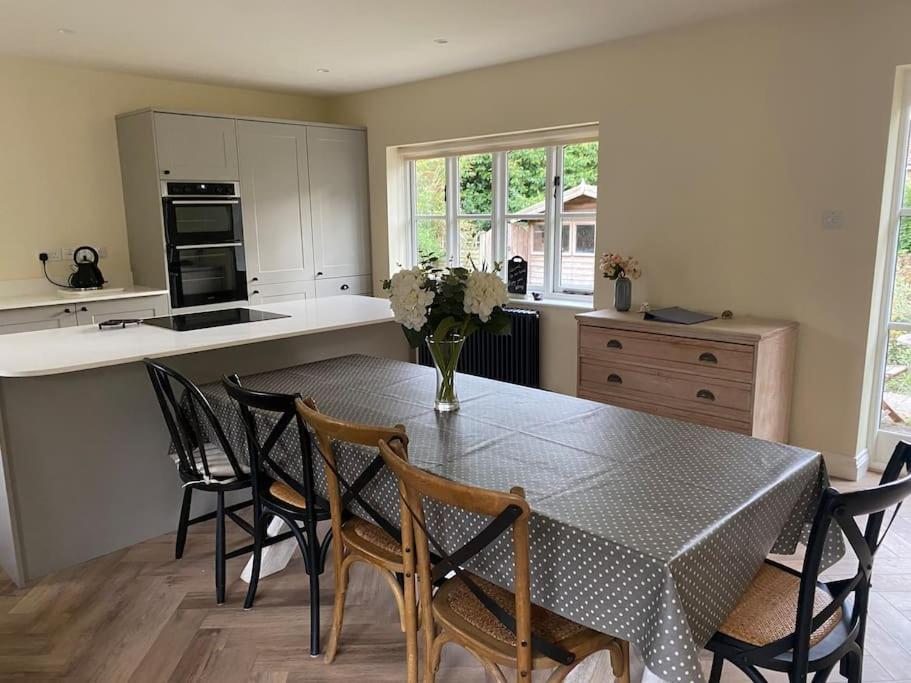 Lovely Quiet Cottage Sleeps 4 Adults, 4 Children, Dog Friendly Cley next the Sea Eksteriør billede